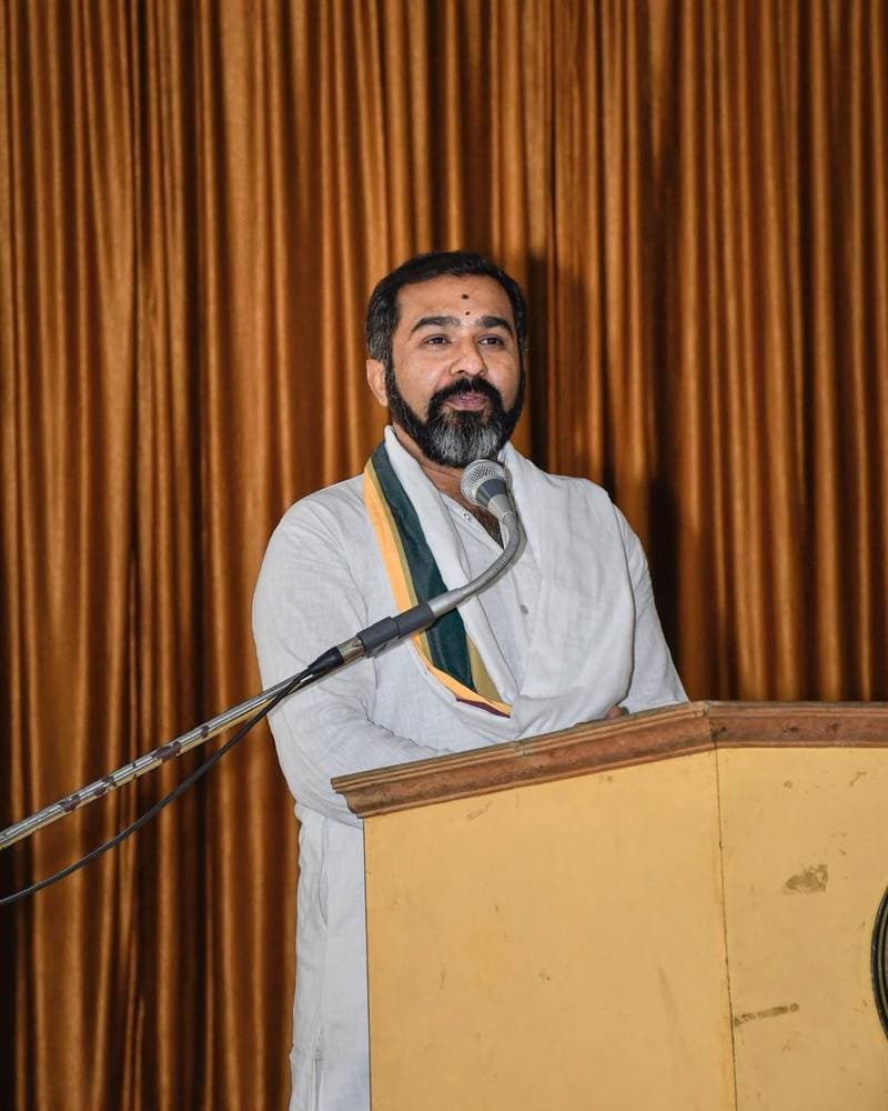 Aravind Prasad Speaking — Traditional Attire, Lecture, Mysore