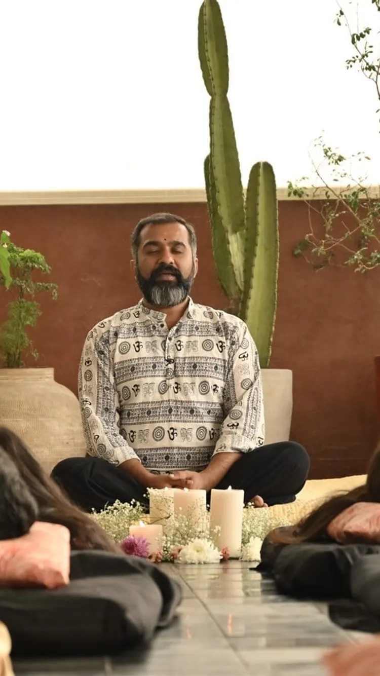 Yogacharya Aravind Prasad leading Yoga Nidra session — Samyut Yoga Mysore